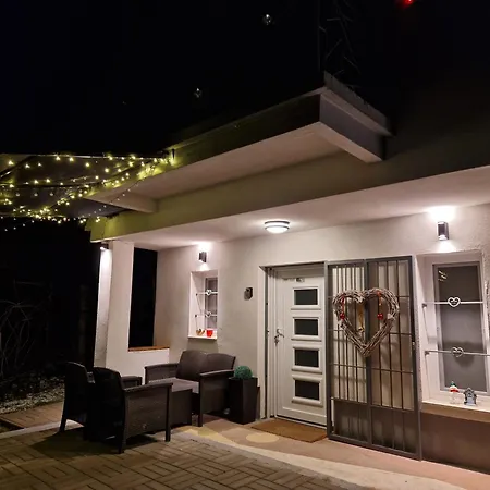 Nyaraló Várta-lak Panoráma Présház